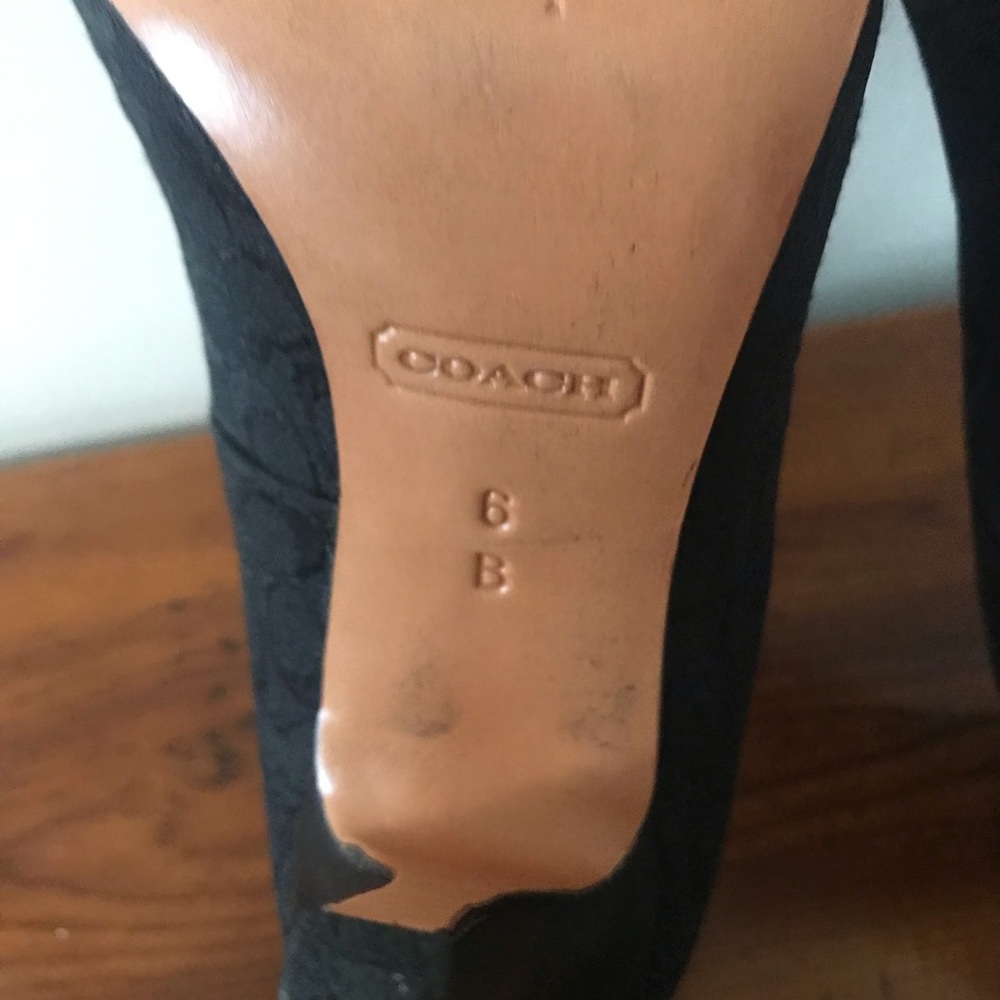 โ๏ธCoach Women's Black Heels ๐ - Picture 12 of 14